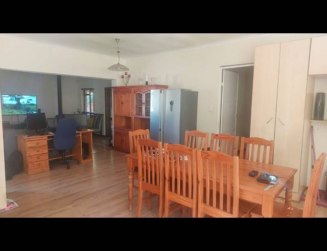 3 BEDROOM HOUSE RENTED IN MORELETA PARK